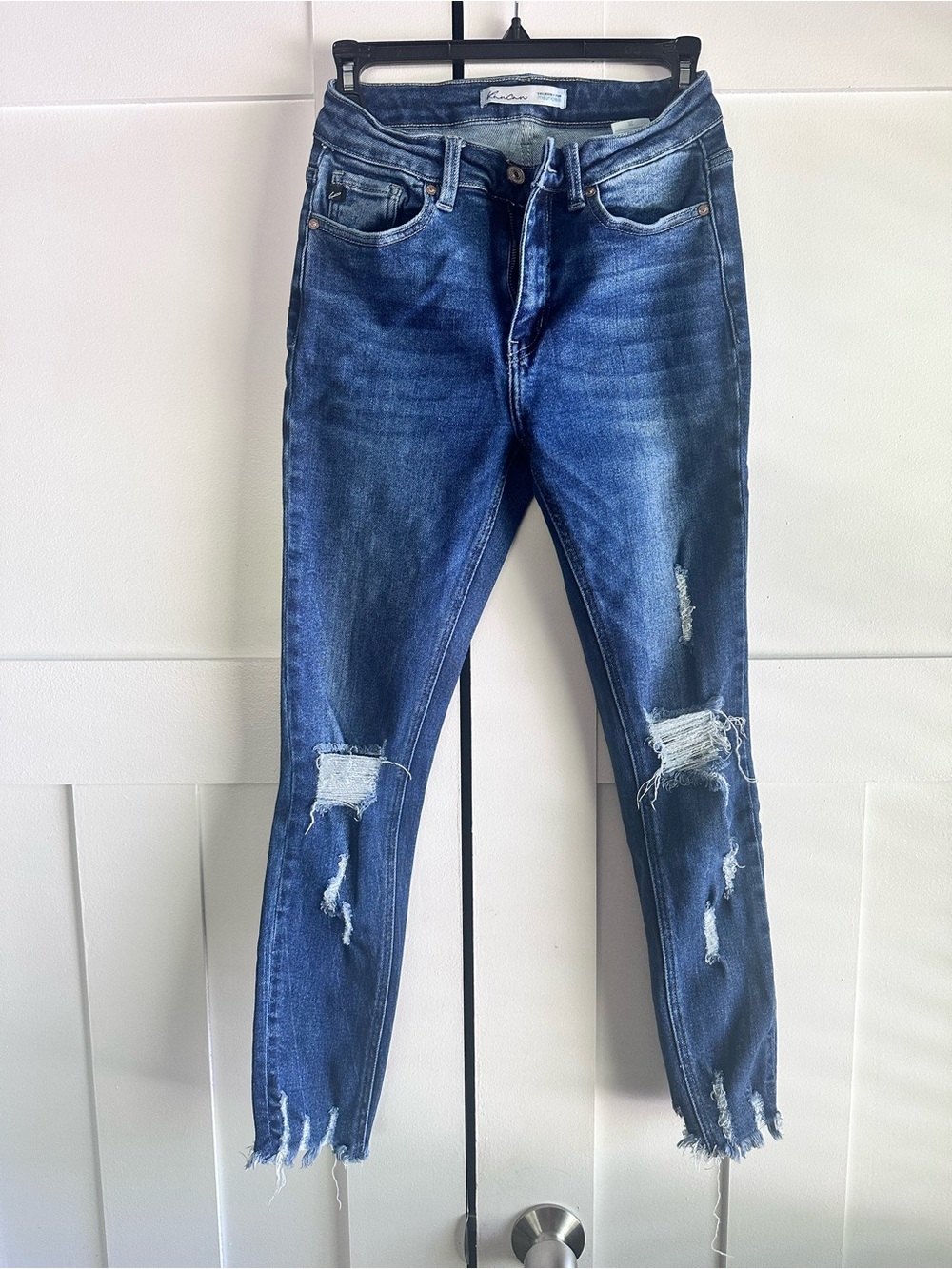 Maurices Distressed Dark Blue Women’s Skinny Jeans